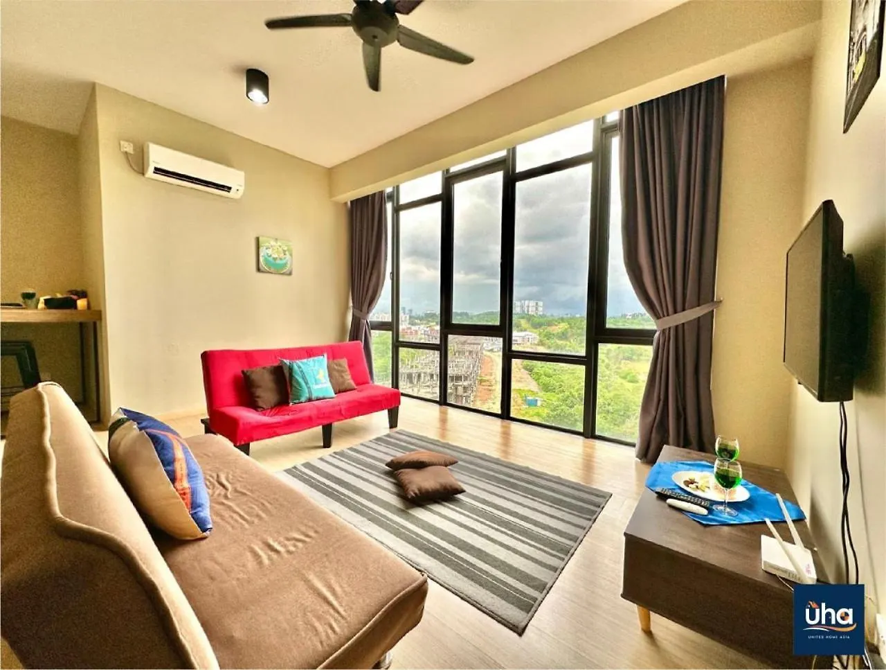 Cube 8 Teens Taman Mount Austin Apartment By Uha Johor Bahru