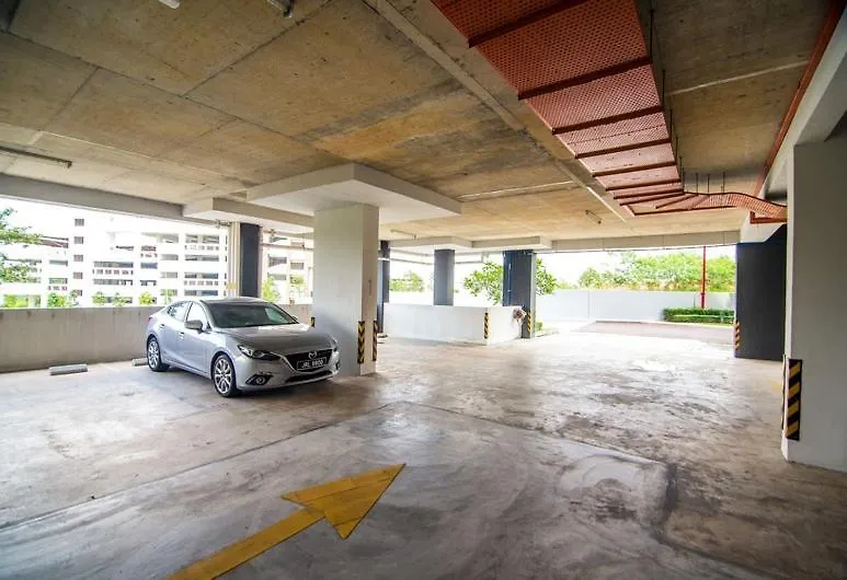 Cube 8 Teens Taman Mount Austin Apartment By Uha Johor Bahru Ma­lay­sia