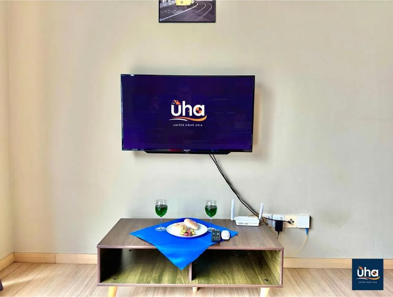 Cube 8 Teens Taman Mount Austin Apartment By Uha Johor Bahru