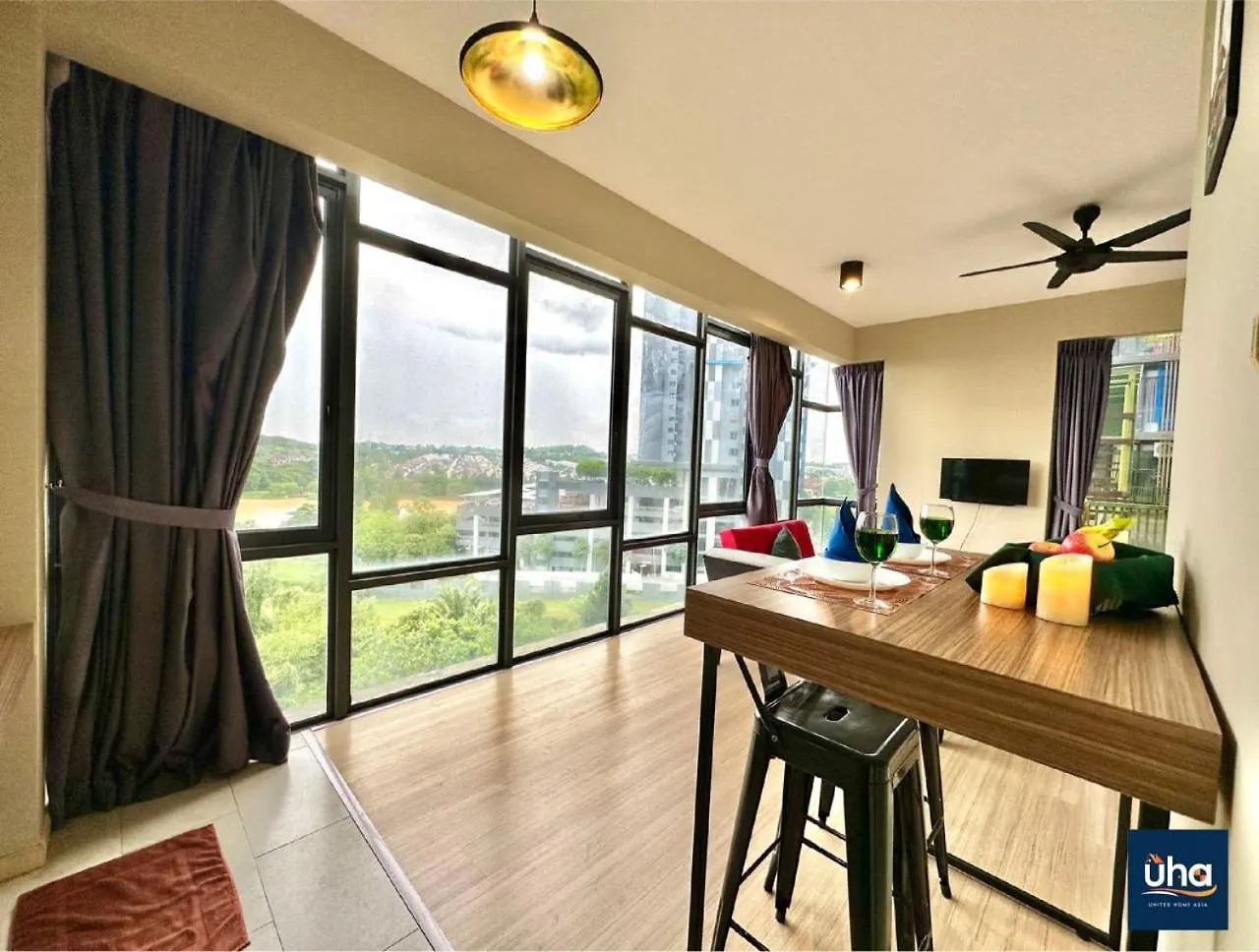 Cube 8 Teens Taman Mount Austin Apartment By Uha Johor Bahru Malaysia